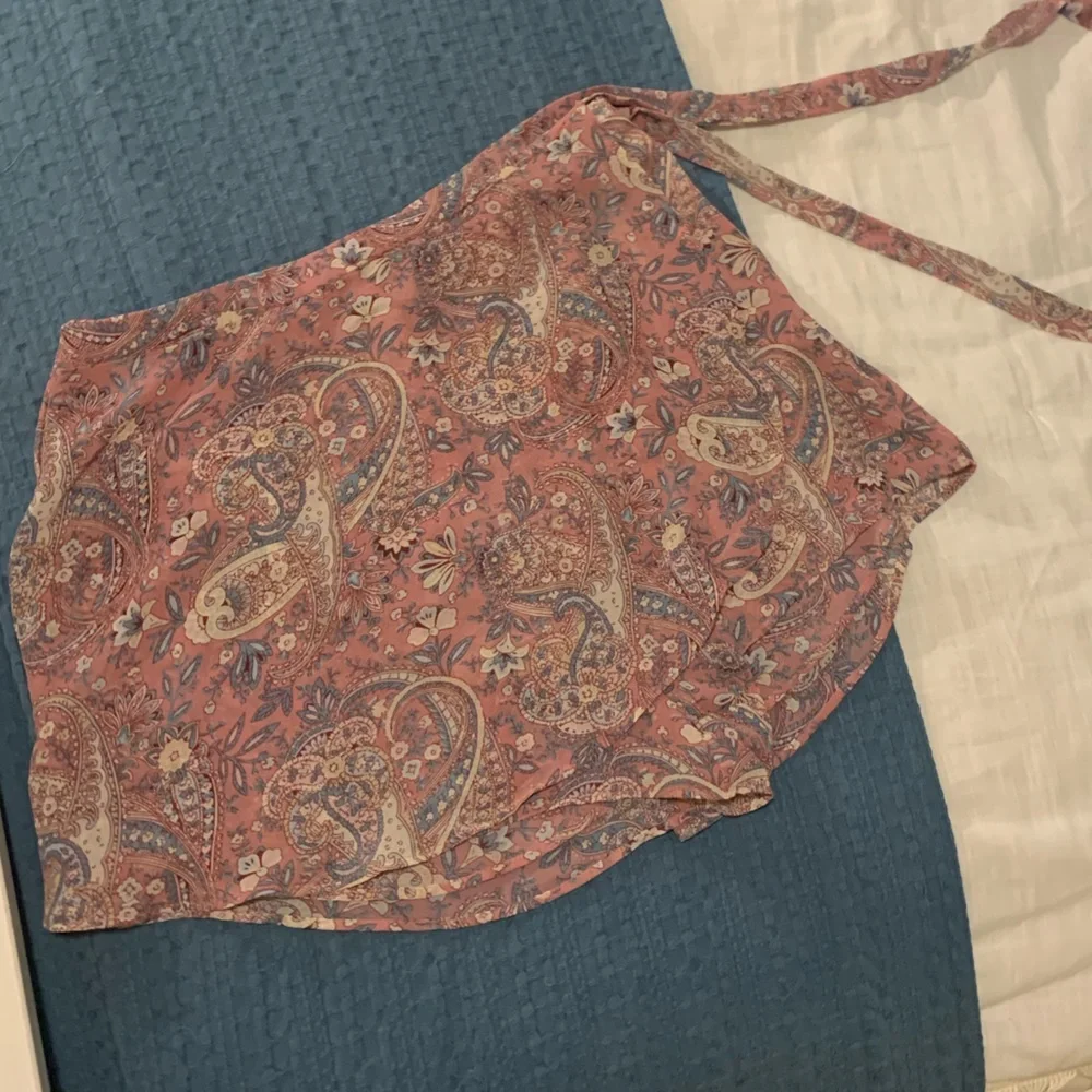 Revolve/ Show Me Your Mumu Great Wrap Blushing Paisley Wrap Skort - Picture 3 of 9